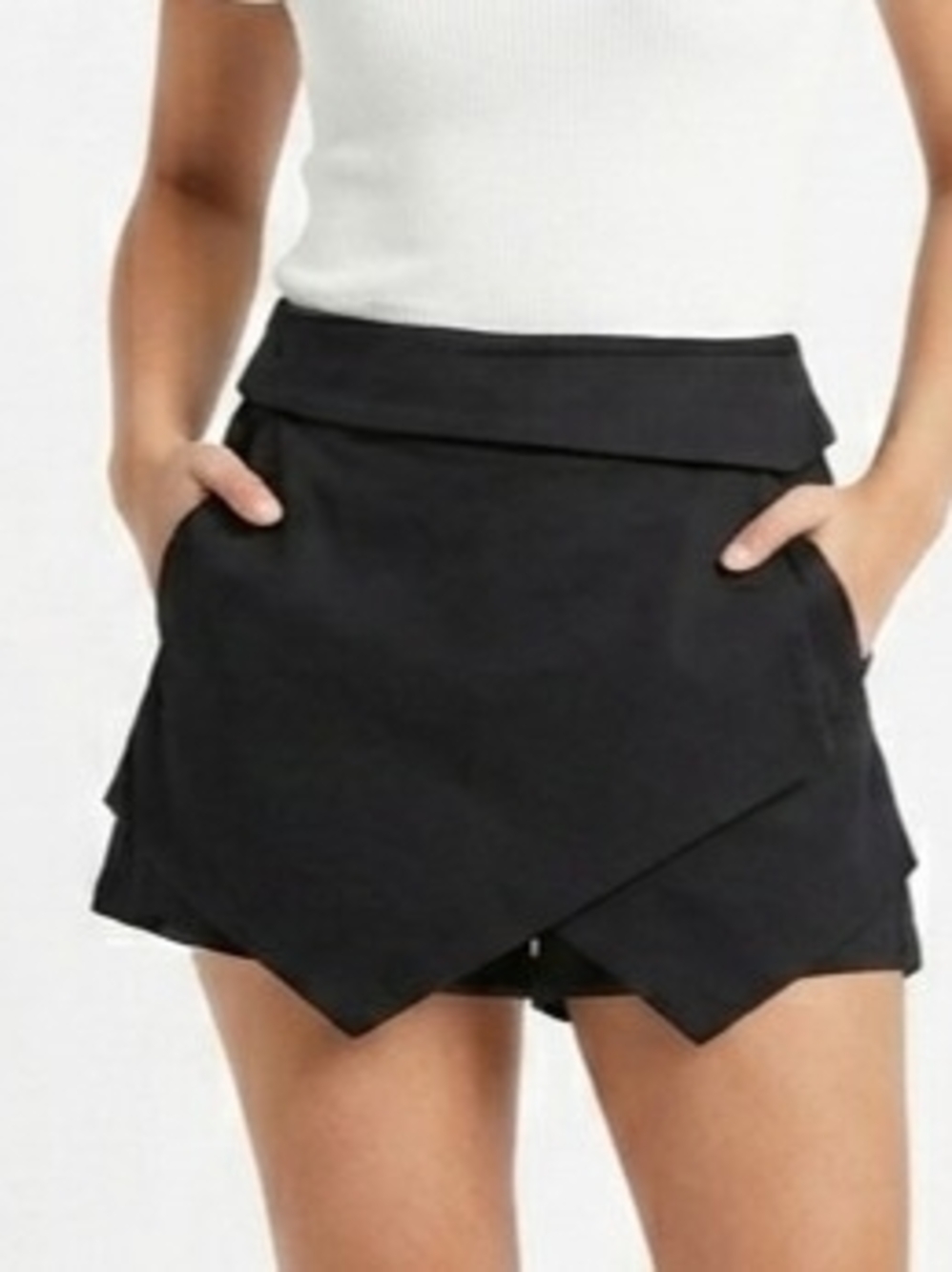 Talula Black Berklee Envelope Layered Asymmetric Skirt/Skort with Pockets-Size00